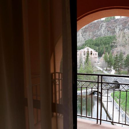 Grand Resort Jermuk Eksteriør billede